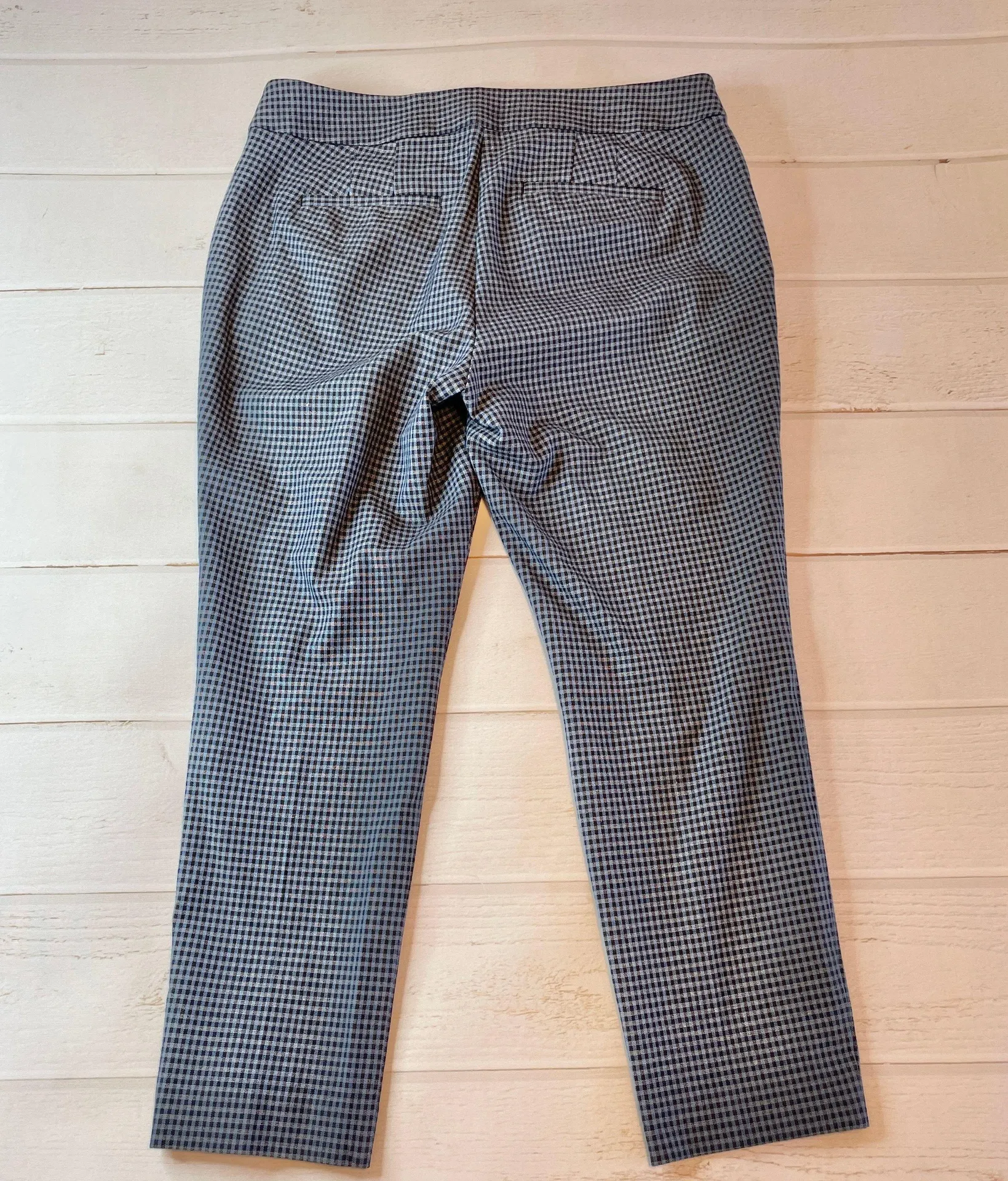 NWOT - Loft - Women’s Blue & Black Gingham Plaid Capri Pants - Size 12 Petite - Image 7