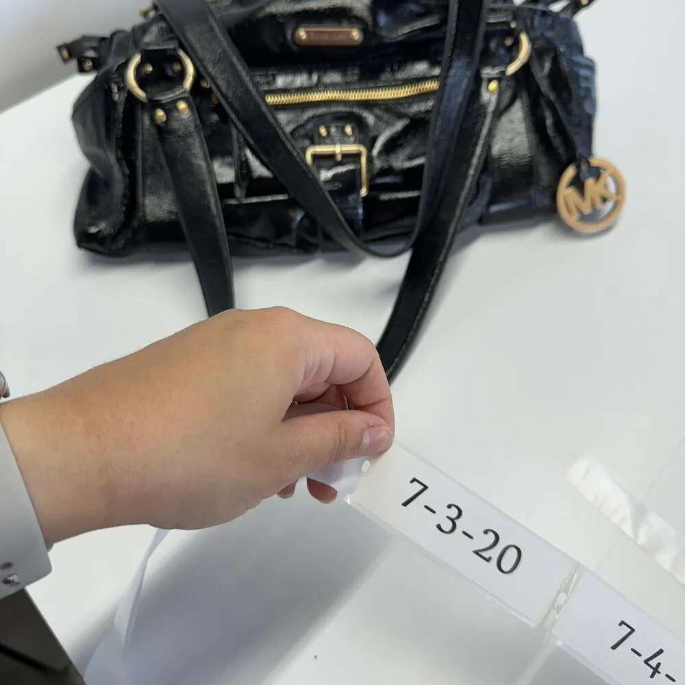 Michael Kors Purse Womens Black Patent Leather Baguette Top Handel Satchel - Image 11