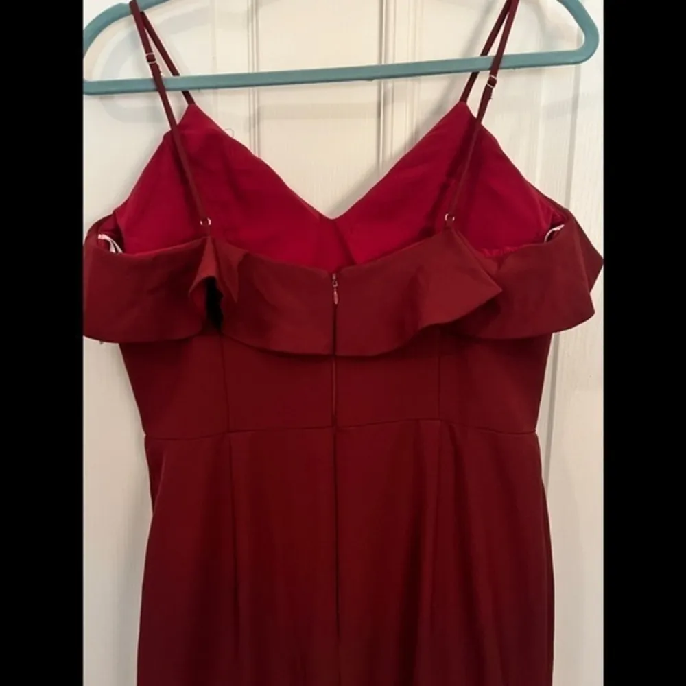 JARLO Medium Mina Layered Ruffle Sleeveless V-Neck Evening Gown - Image 8