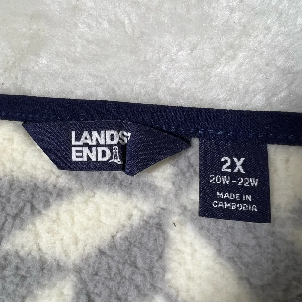 Land’s End Gray and White Sherpa Fleece Fair Isle Sweater - Image 10