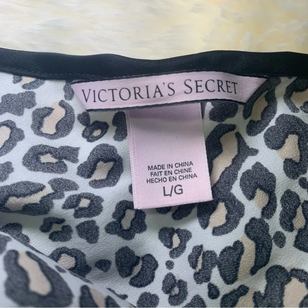 Victoria's Secret Leopard
Print‎ Silky Satin Cami Tank Top Size L - Image 8