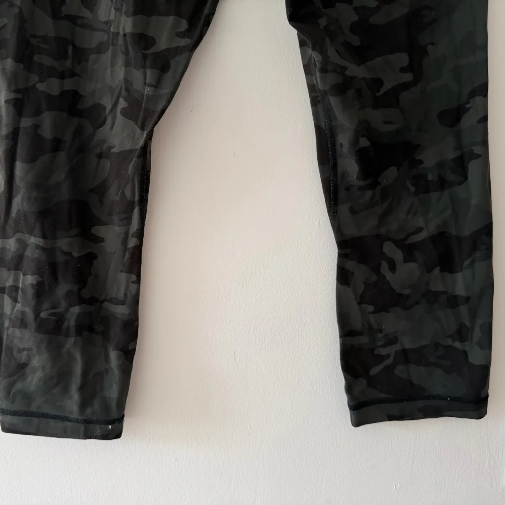 Lululemon Align Crop *21" in Incognito Camo Multi Gator Green (First Release) 8 - Image 8