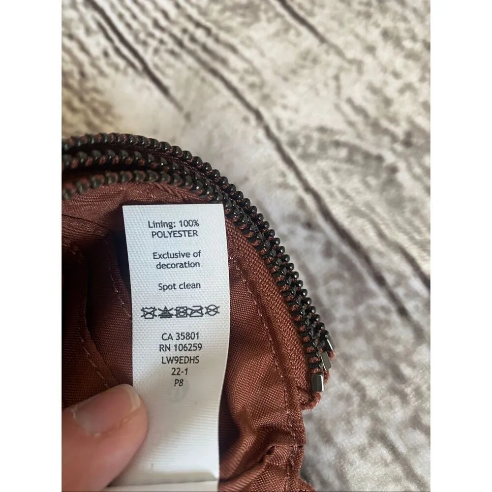 Lululemon curved wristlet in ancient copper - Image 9