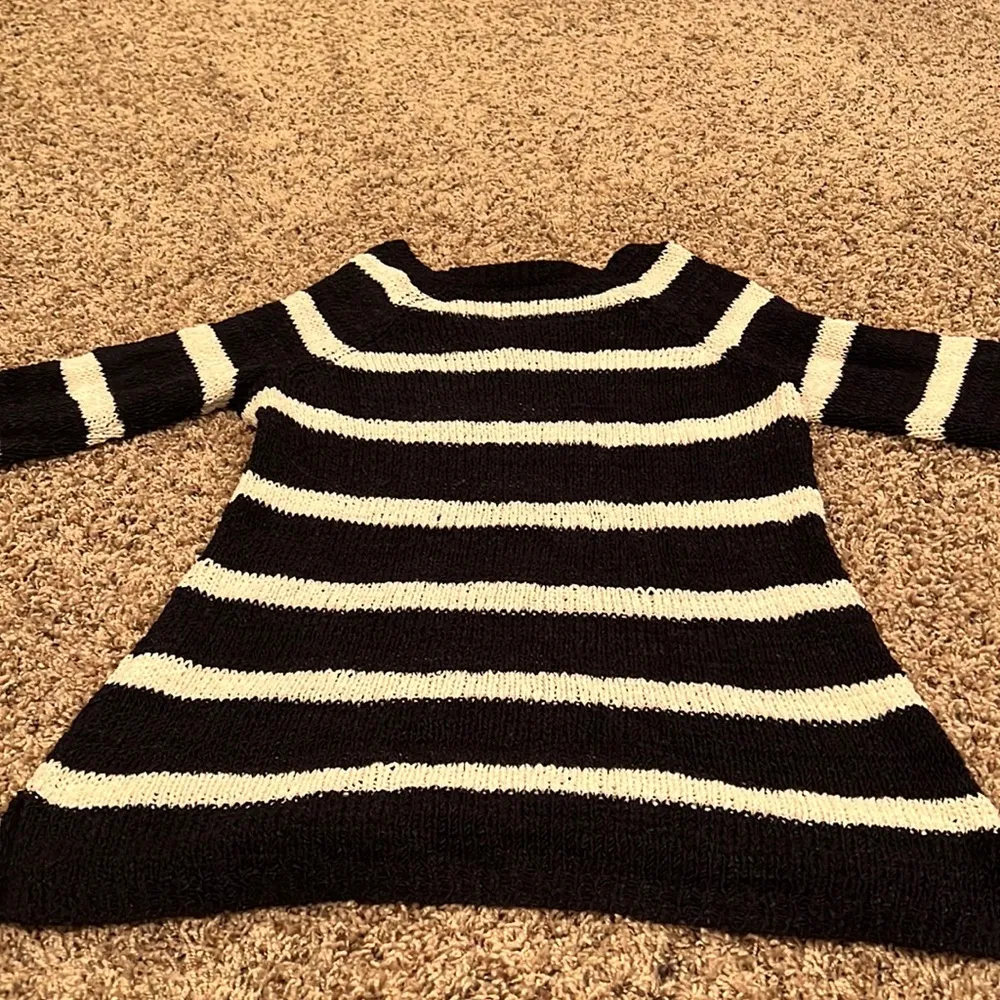 Talbots Petite Black & White Sweater - Image 8