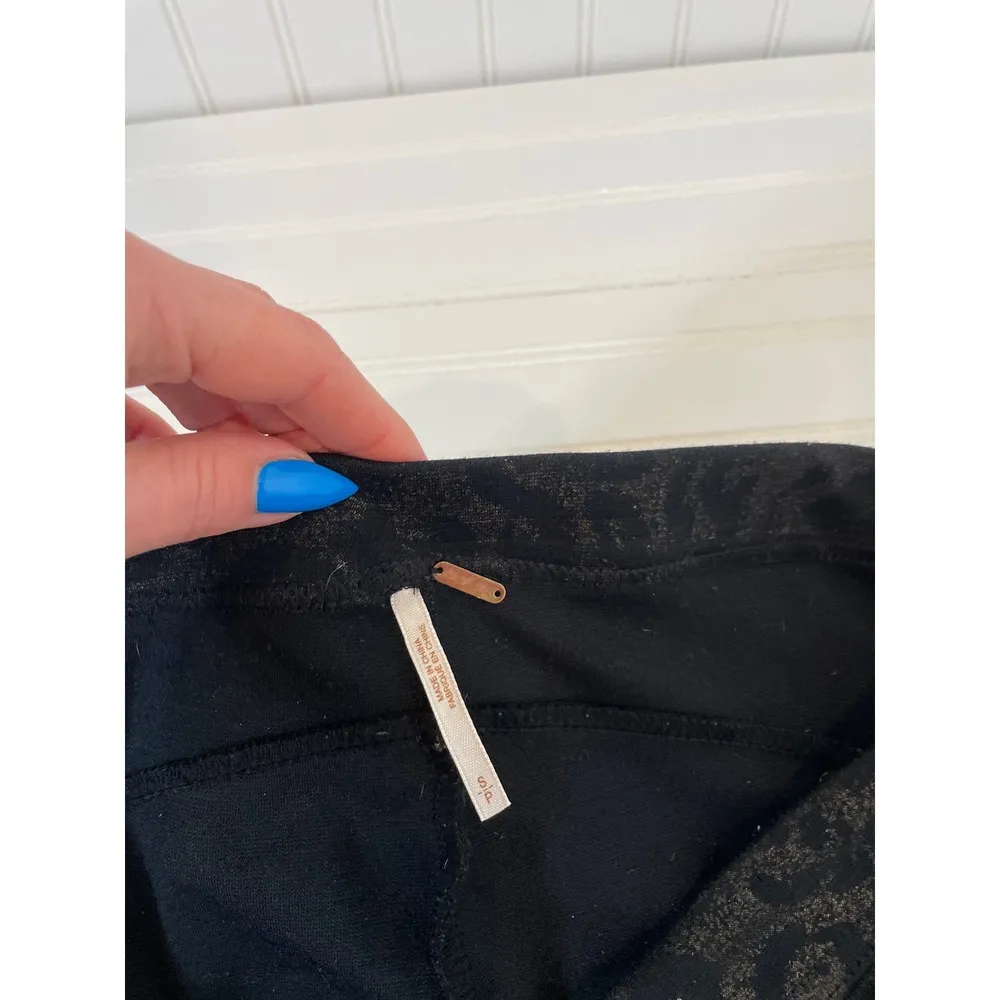 Free People Stretch Ponte Leopard Leggings Pants Antique Gold Black Size S - Image 4