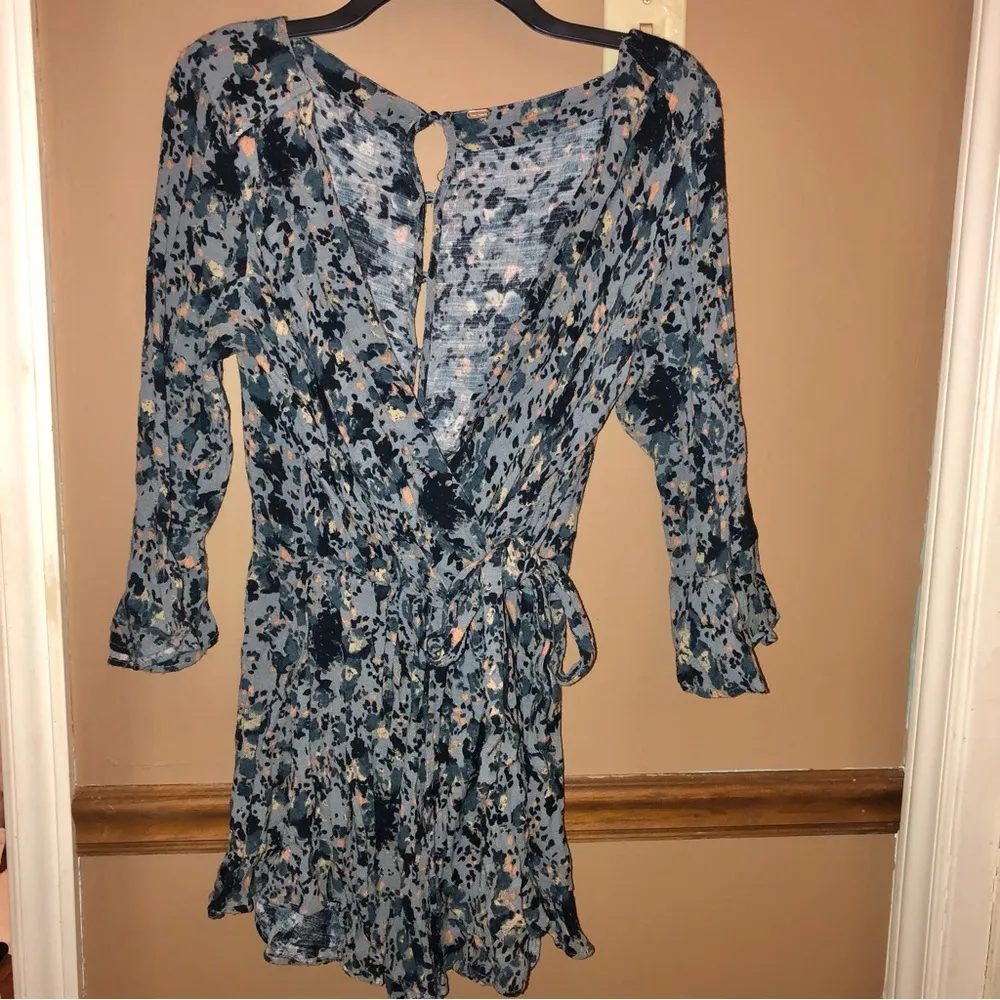 Free People All the Right Ruffles Wrap Romper‎ Blueberry Blue Medium - Image 2