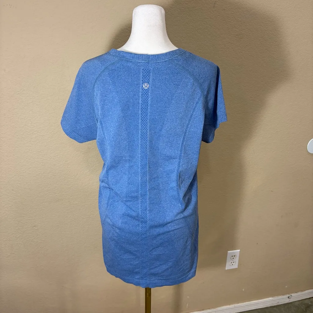 LULULEMON Run Swiftly Tech Shirt Short Sleeve BLUE Crew Neck Sz 12 Outdoor Comfy - Image 4