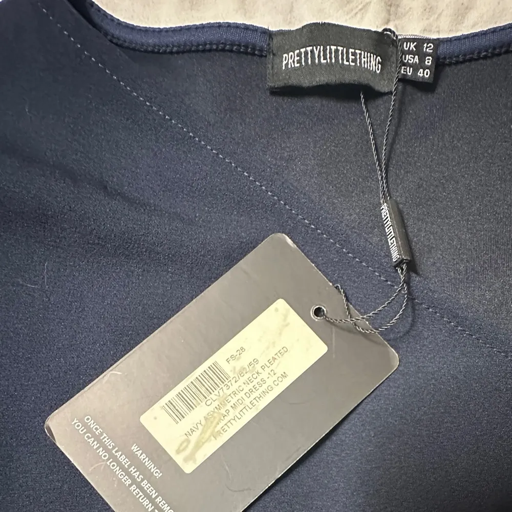 NWT s Navy Asymmetric Neck Pleated Wrap Midi Dress size 8 - Image 8