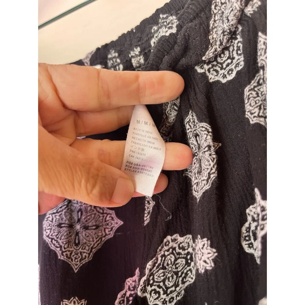 Lulus Amuse Society Berlin Med High Waist Black Printed Indian Boho Woven Pants - Image 2