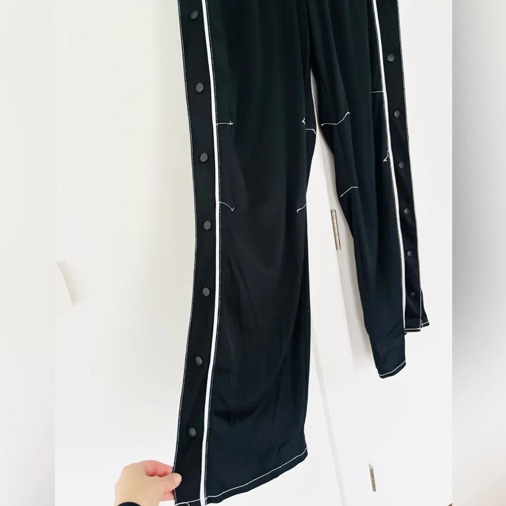 VTG Y2K Nike Black Full Tear Away Pant size large wide leg women's - Image 2