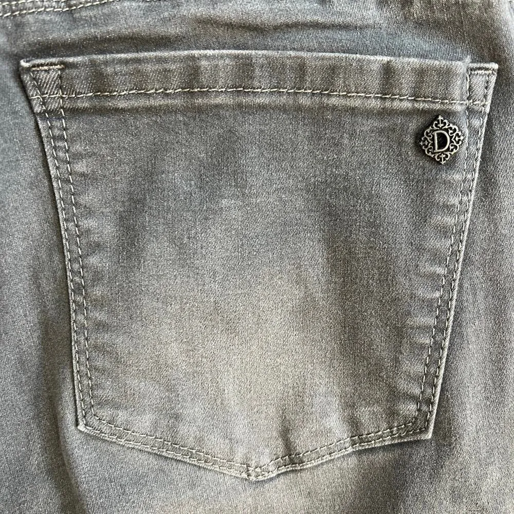 Democracy “Ab”Solution Tummy Slimming Gray Skinny Jeans Size 12 - Image 8