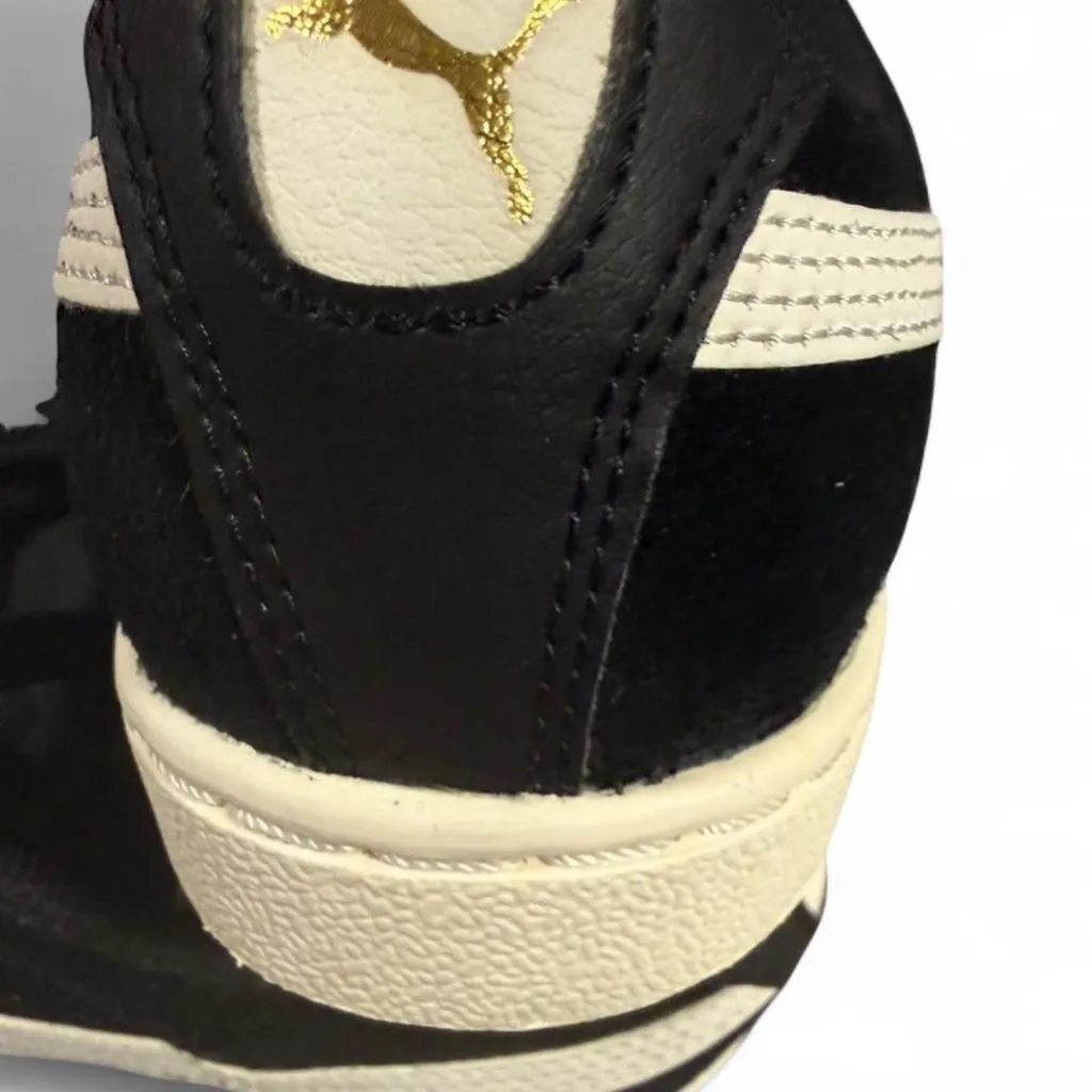 Puma Vikky, in a black and white colorway with gold logo detailing size 8.5 - Image 3