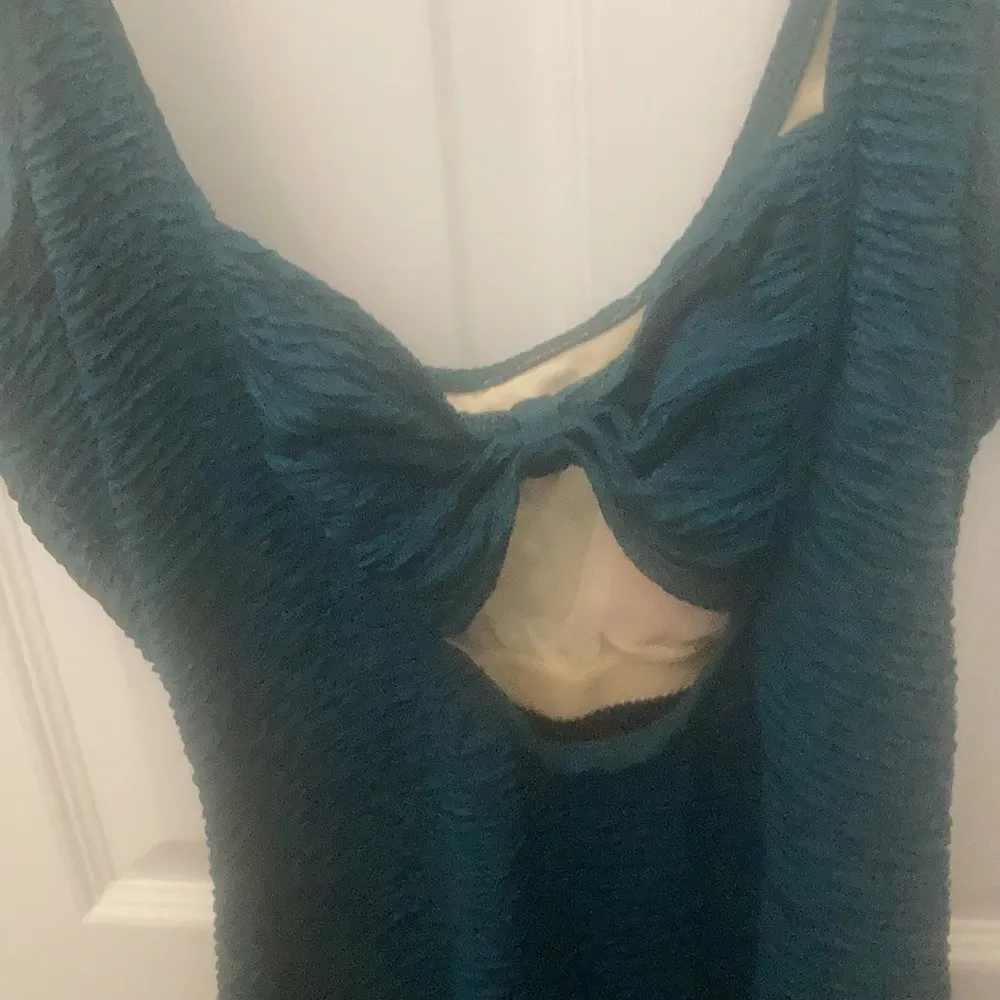 FINAL MARKDOWN Mainstream swimsuit 16 - Image 3