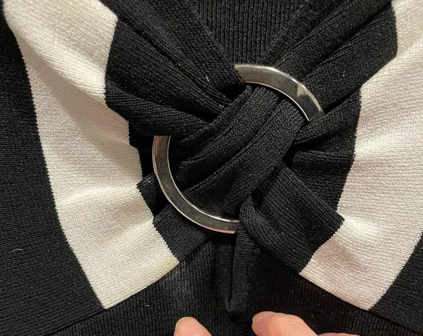Groovy Y2K twisty O Ring black white sweater Adrienne Vitaddini - Image 7