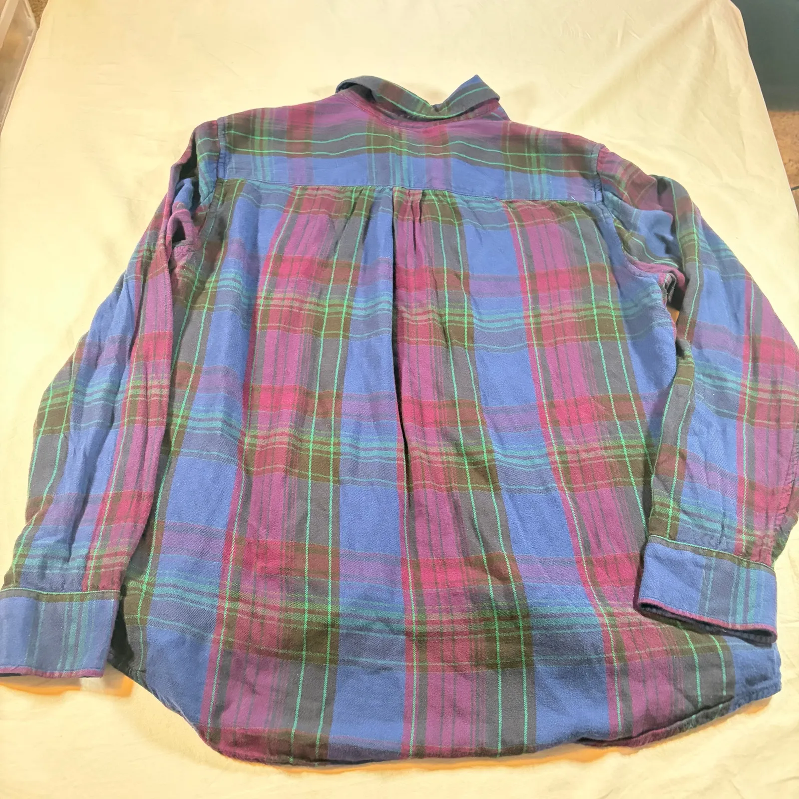 Levis womens boyfriend fit blue purple green plaid flannel.  Size S. western - Image 5
