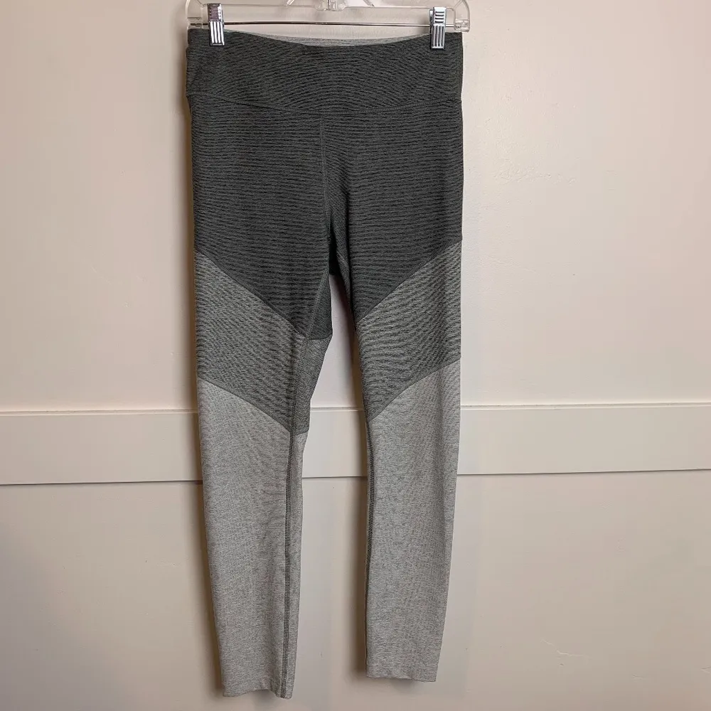 Outdoor Voices Graphite, Ash, & Dove Springs 7/8 Legging - Image 3