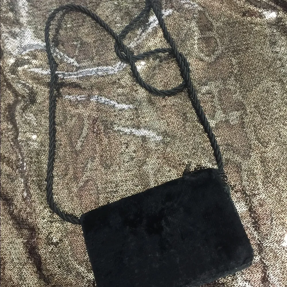 Black beaded / velvet mini purse - Image 2