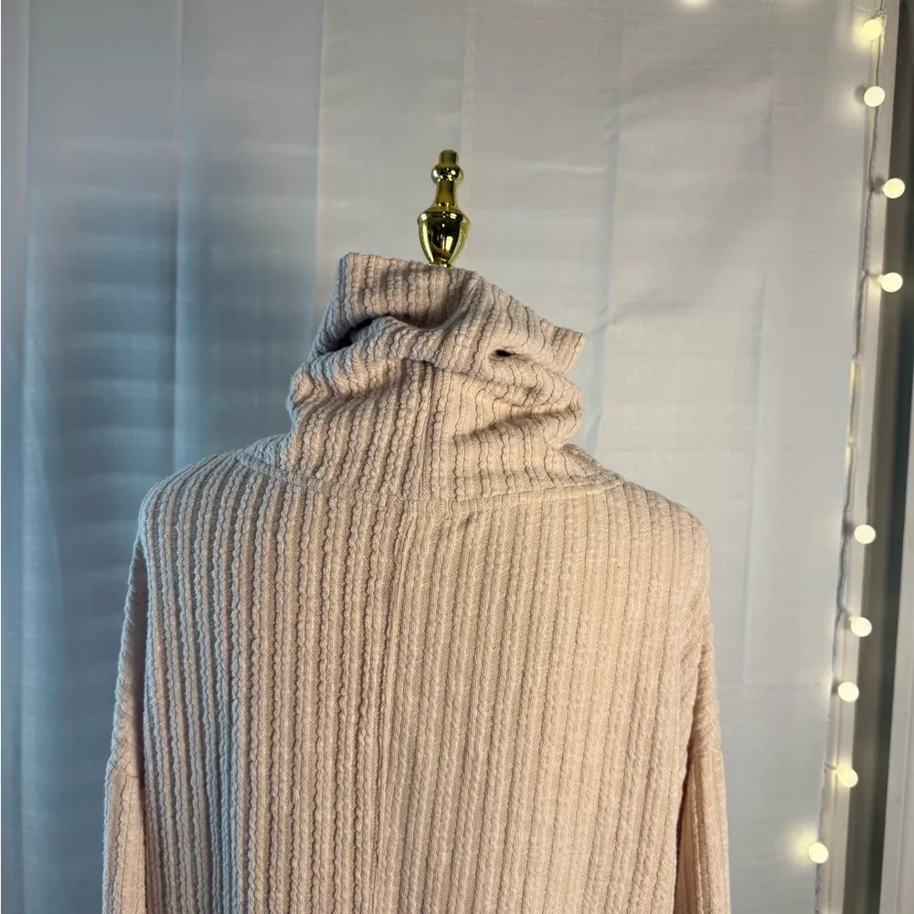 Dylan Cream Ribbed Knit Turtleneck Sweater - Image 3