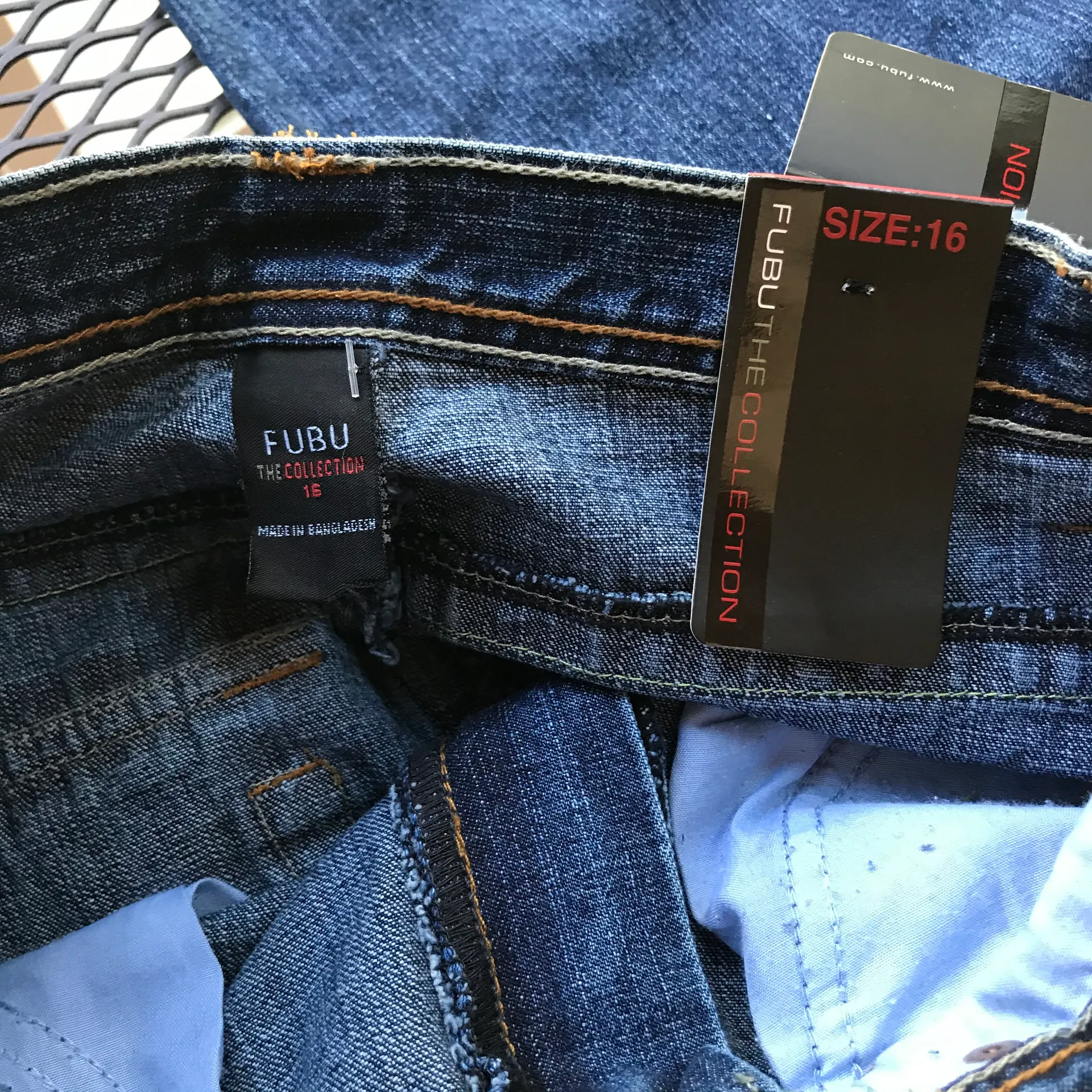 AMAZING Y2K NWT BLUE DARK WASH FUBU EMBROIDERED DENIM JEANS Size 27 - Image 9