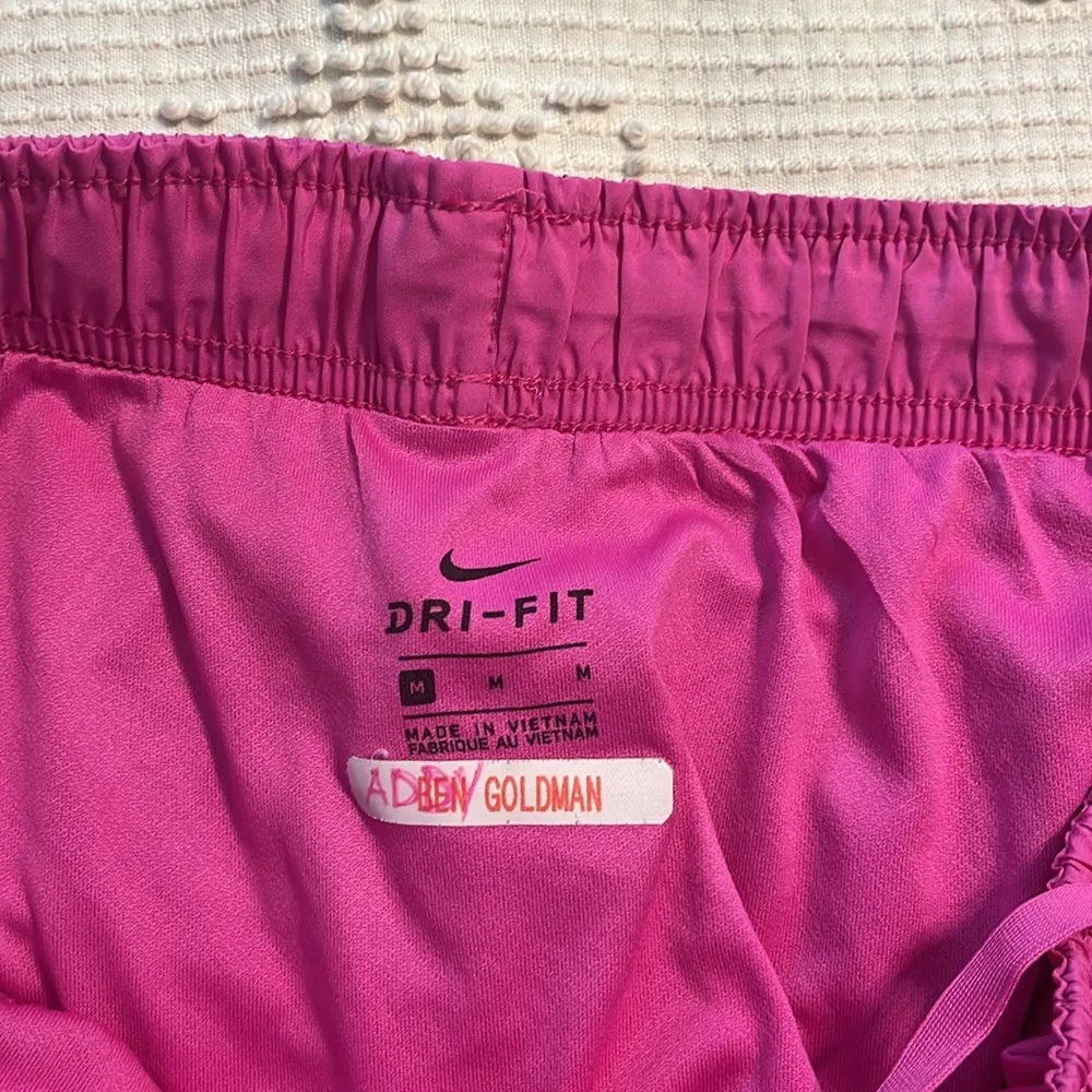 Nike Tempo Women's Pink Running Shorts - Image 3