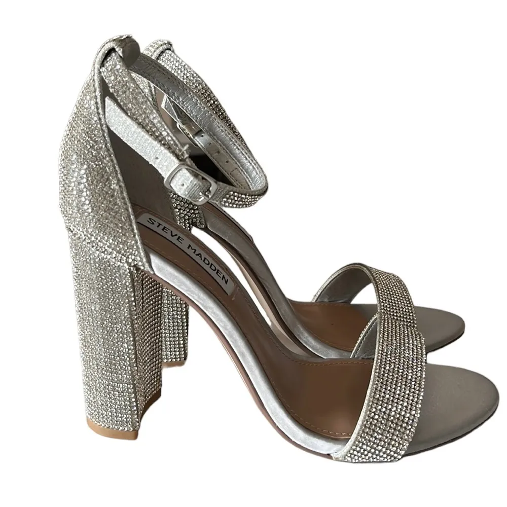 Steve Madden Women's rhinestone Carrson Dress Sandal - Image 5
