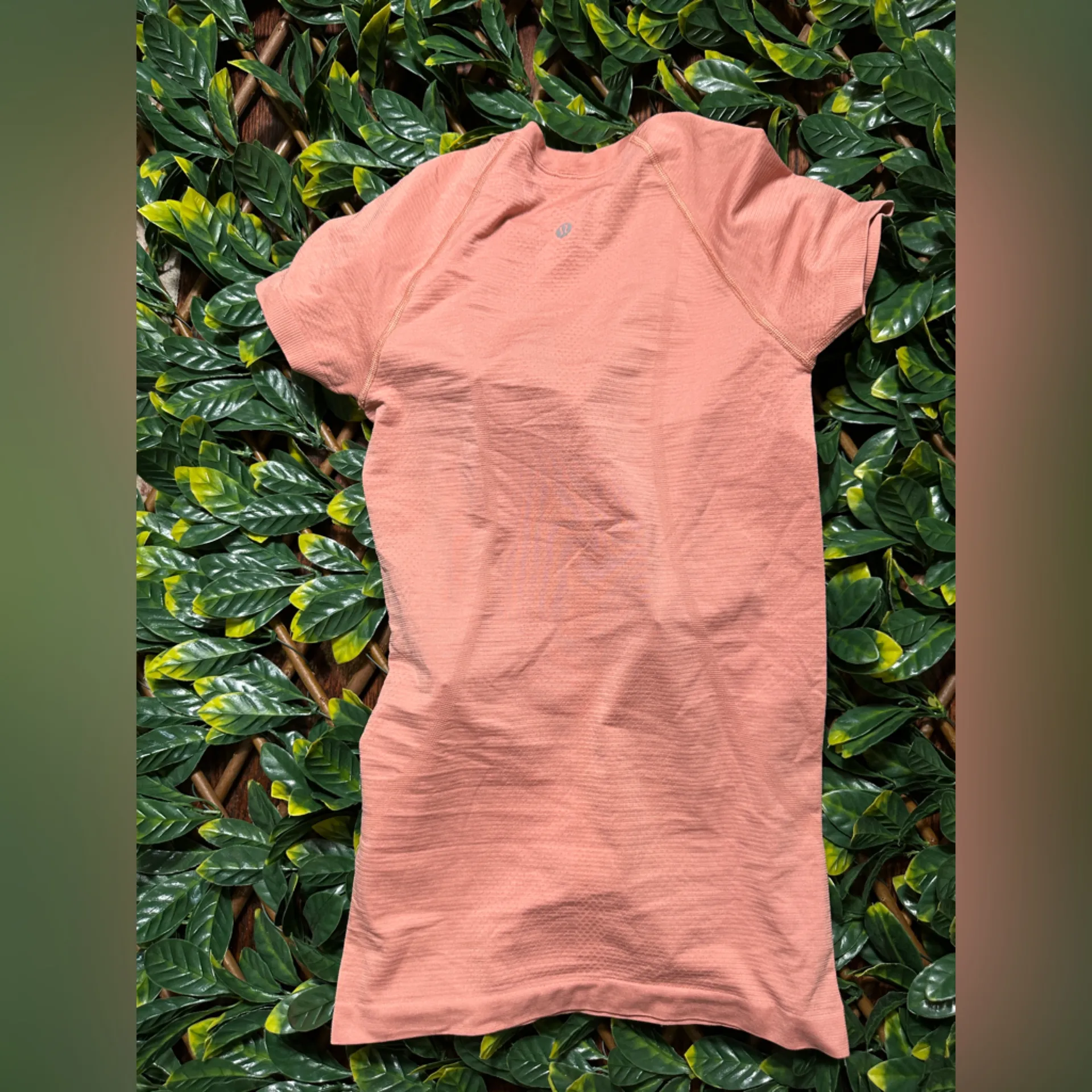 Lululemon Swiftly Tech Orange Short Sleeve Workout Top Size 4 - Image 2