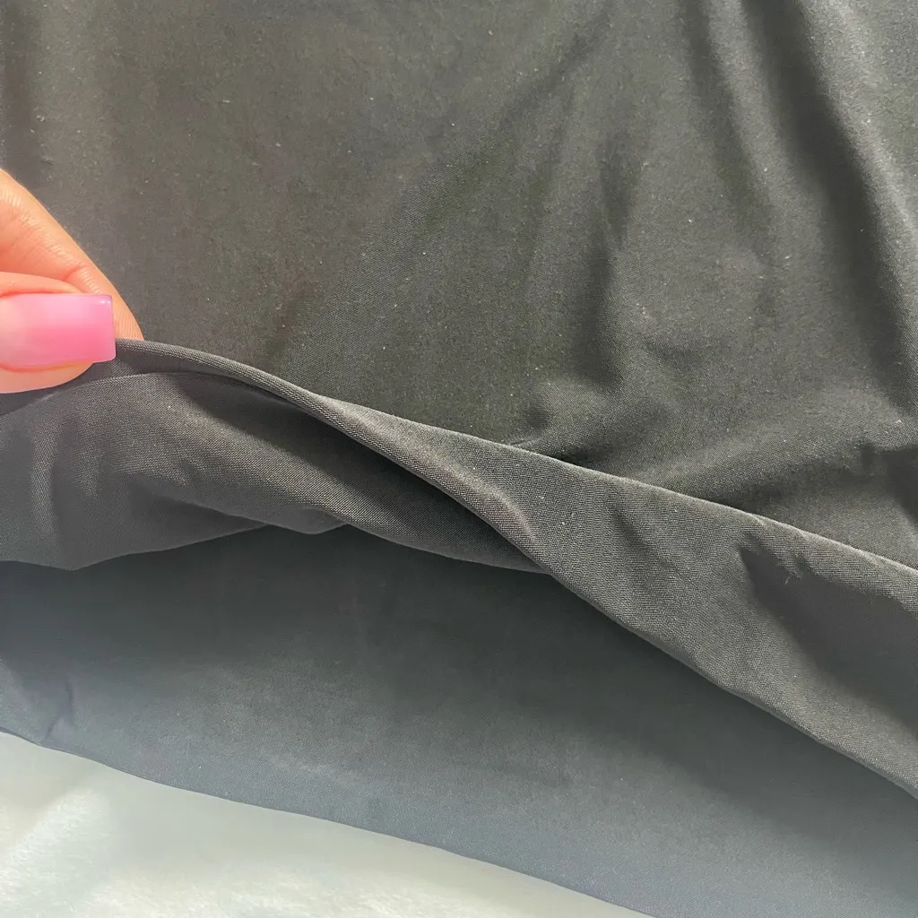 NWT PRETTYLITTLETHING BLACK LONG SLEEVE CROP TOP US4 - Image 10