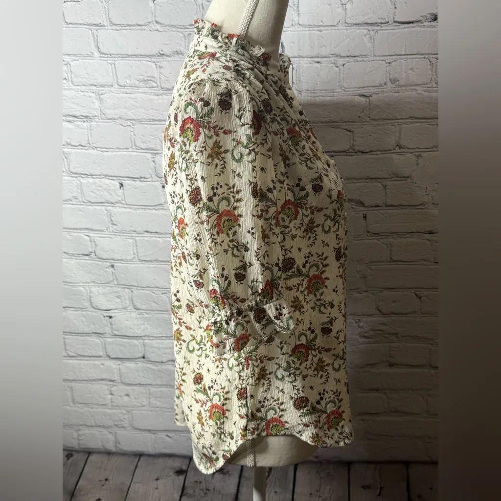 GO BY GO SILK Cream Floral Blouse size medium White - Image 3