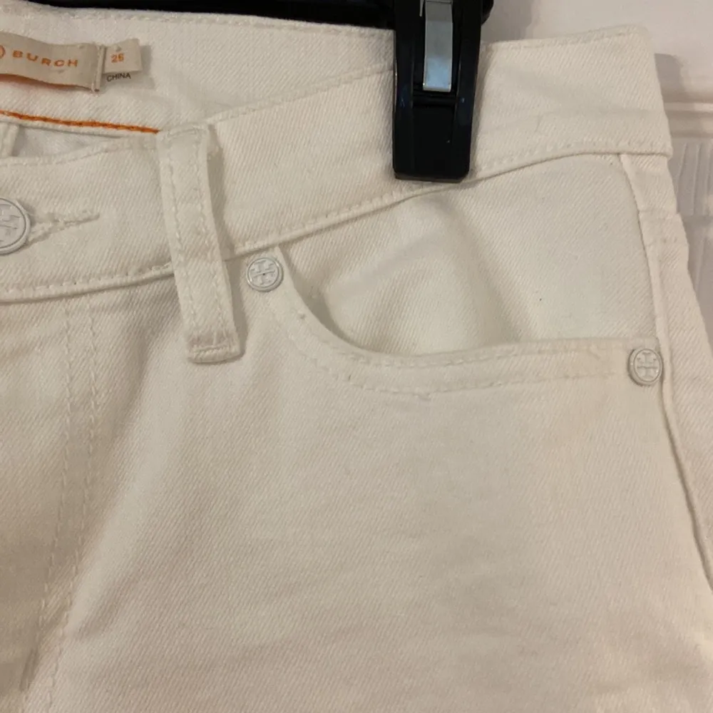 TORY BURCH White Jeans size 26 excellent condition inseam 26” waist 28” - Image 5