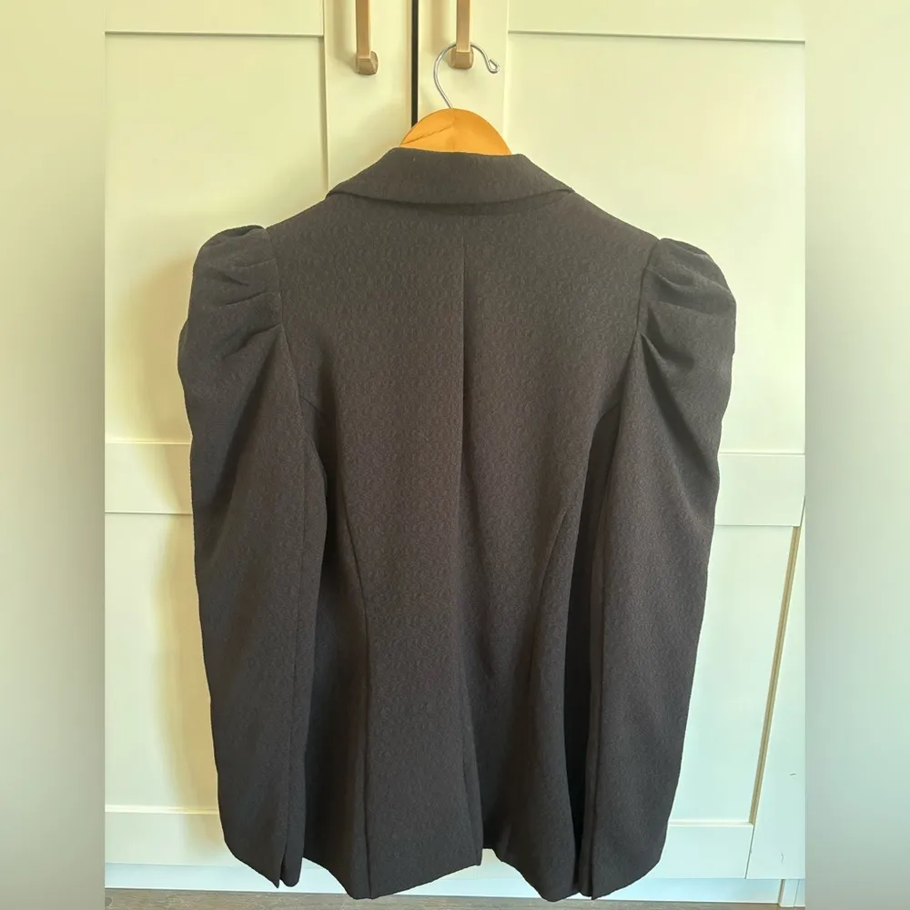 Astr the Label shoulder pad blazer black feminine business casual size large - Image 3