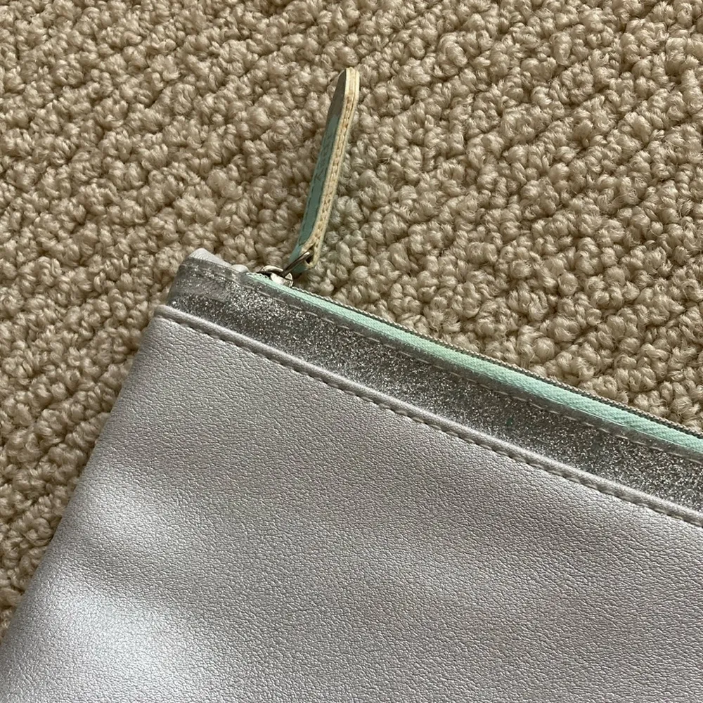 Ipsy  Cosmetic Case Silver Sparkle Metallic Bag Icing Blue 5” by 7.5” GUC - Image 2