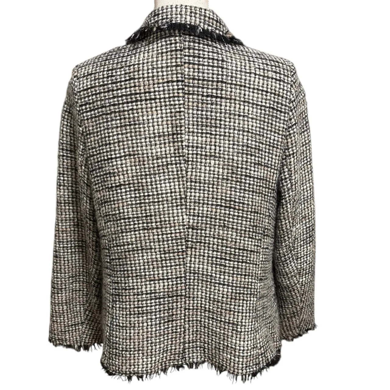 Escada Size 42 US 12 Tweed Blazer Jacket Wool Mohair Fringe Black - Image 2