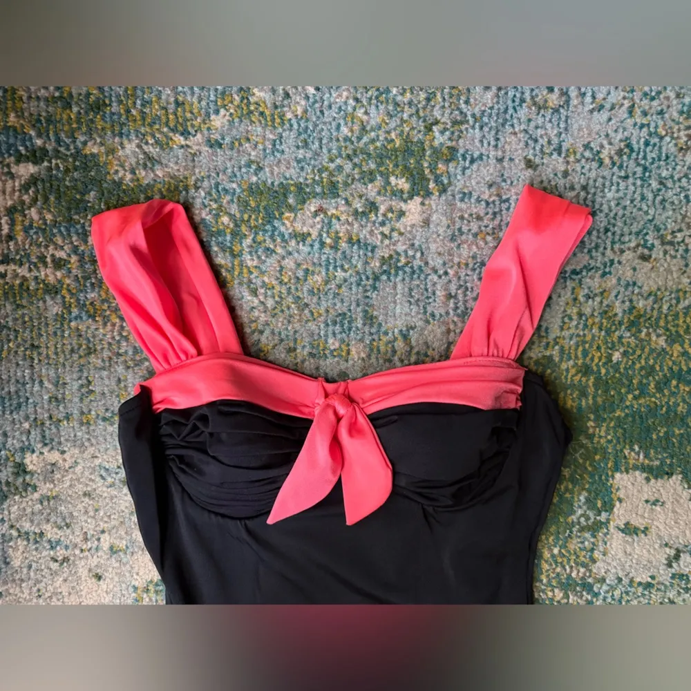 Vintage Catalina molded bra bow one piece swimsuit, size 12 Orange - Image 3