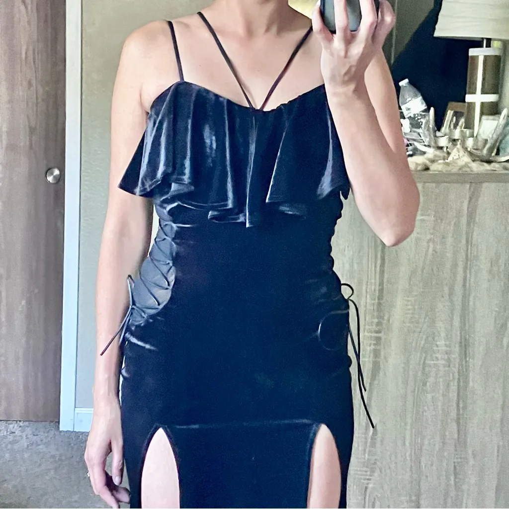 Double slit dress Size XS - Image 3