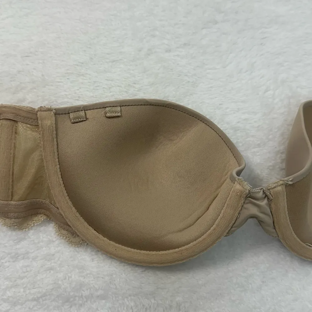 Gap  Tan Seamless Strapless Bra Intimates - Image 3