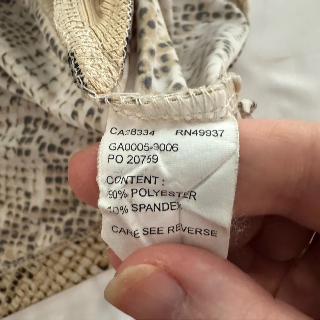 TAIL Golf Tan Sleeveless Polo Shirt Women Size S 1/4 Zip Snake Print Pickleball - Image 6