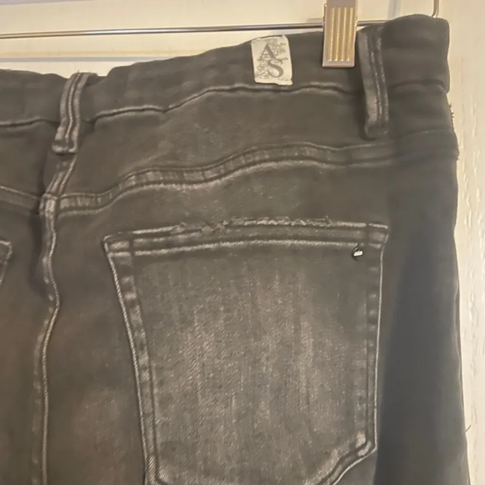 Altar’d State Mica Denim Vintage Black Wide Leg Raw Hem Jeans Denim Size 30 - Image 5