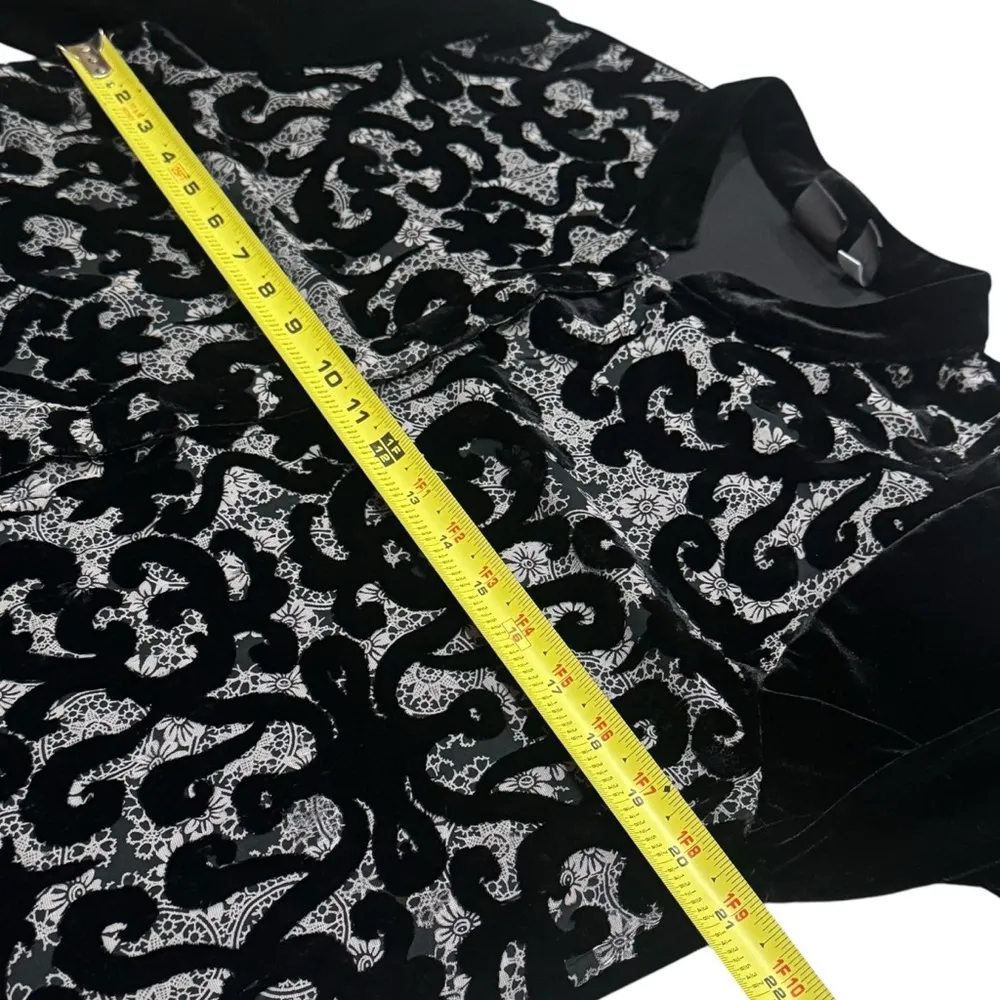 Chico’s Travelers Floral Velour Oriental Inspired Silk Blend Blouse Size 2 (L) - Image 10