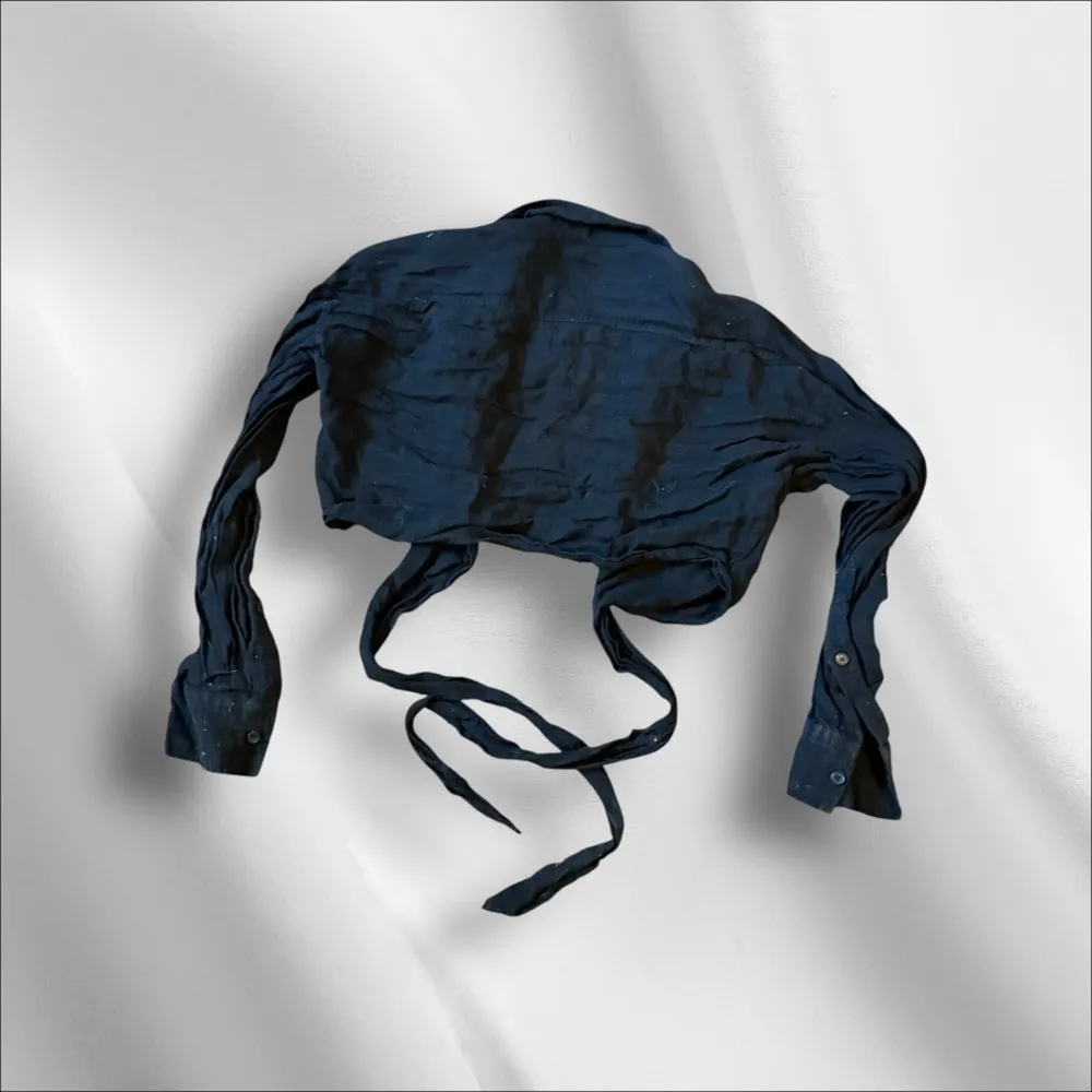 Zara Linen Black Wraparound Cropped Top - Image 3