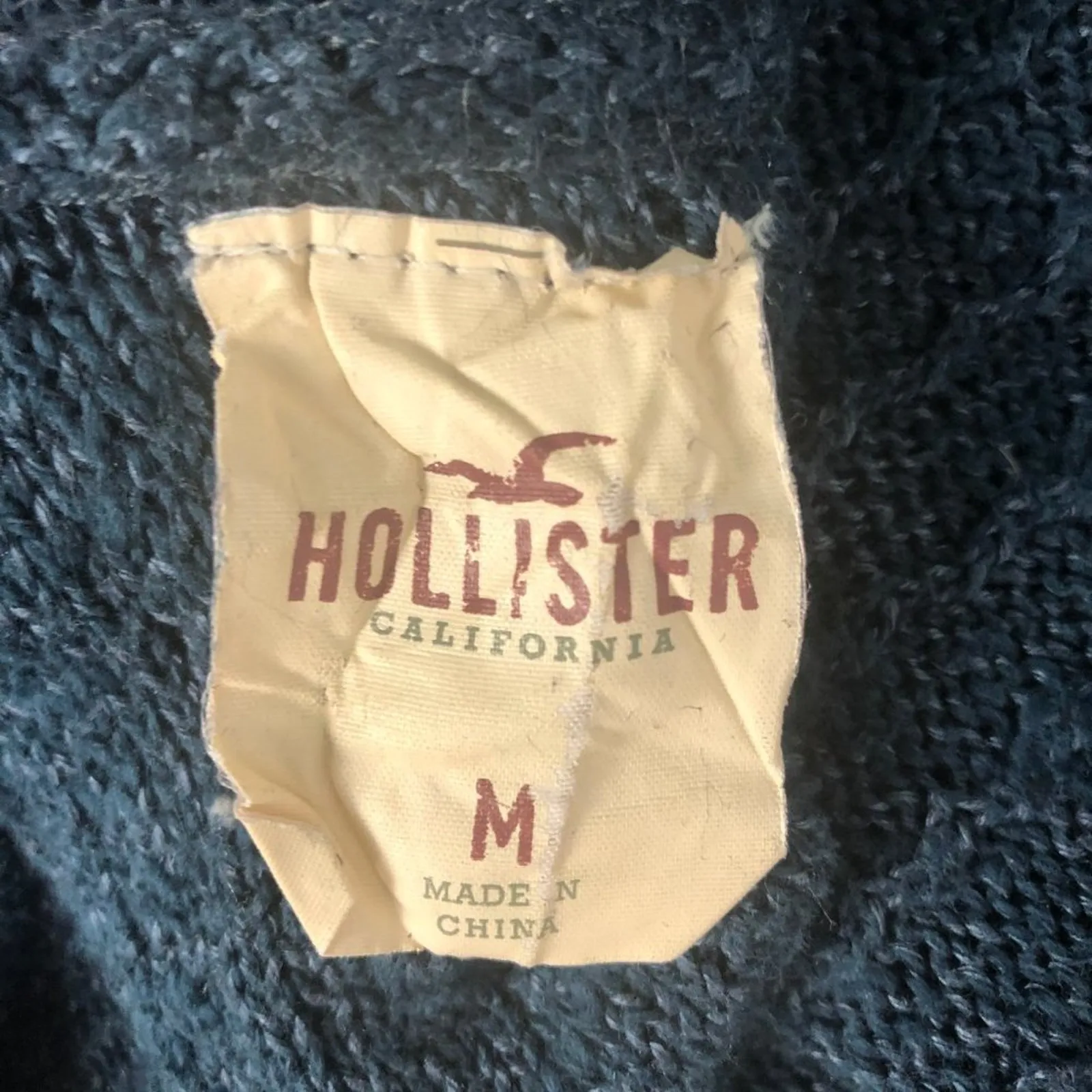 Hollister Blue Ribbed Pullover Sweater Size Medium - Image 2