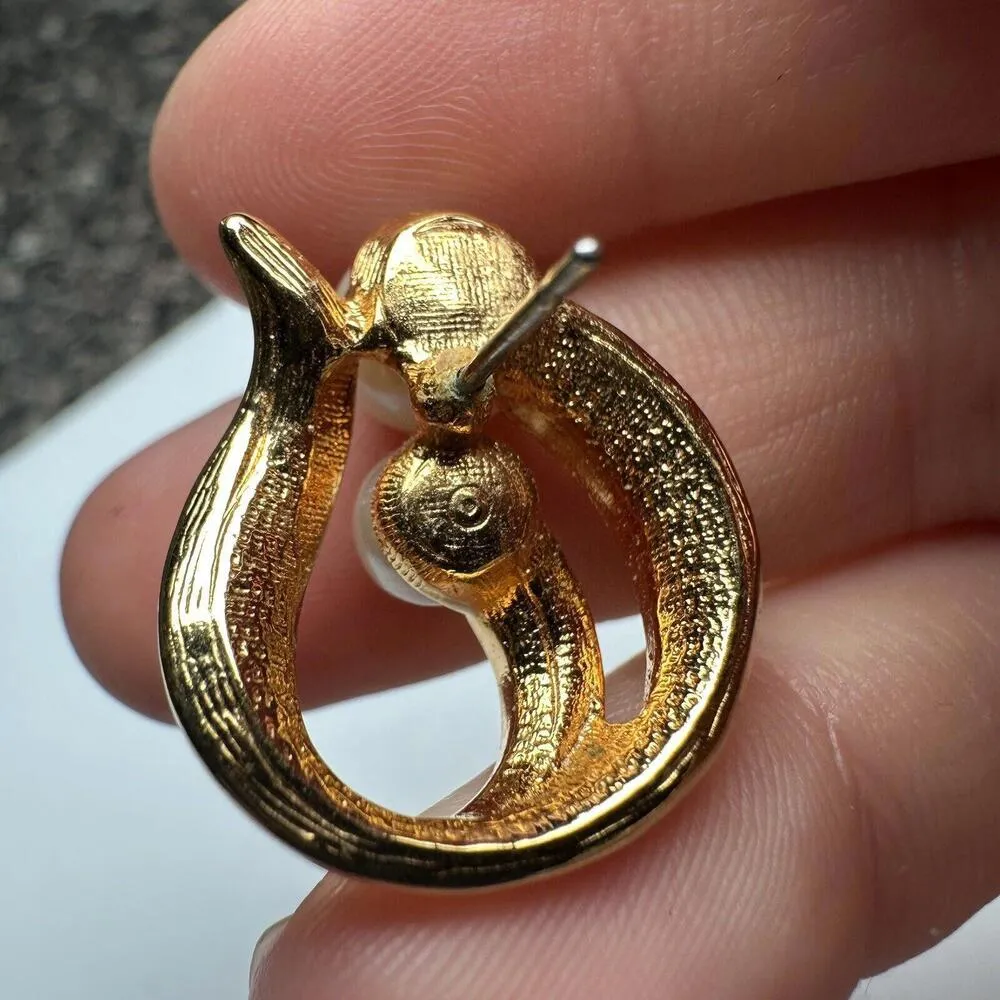 Avon Gold Tone Pierced Stud Earrings Lot - Image 12