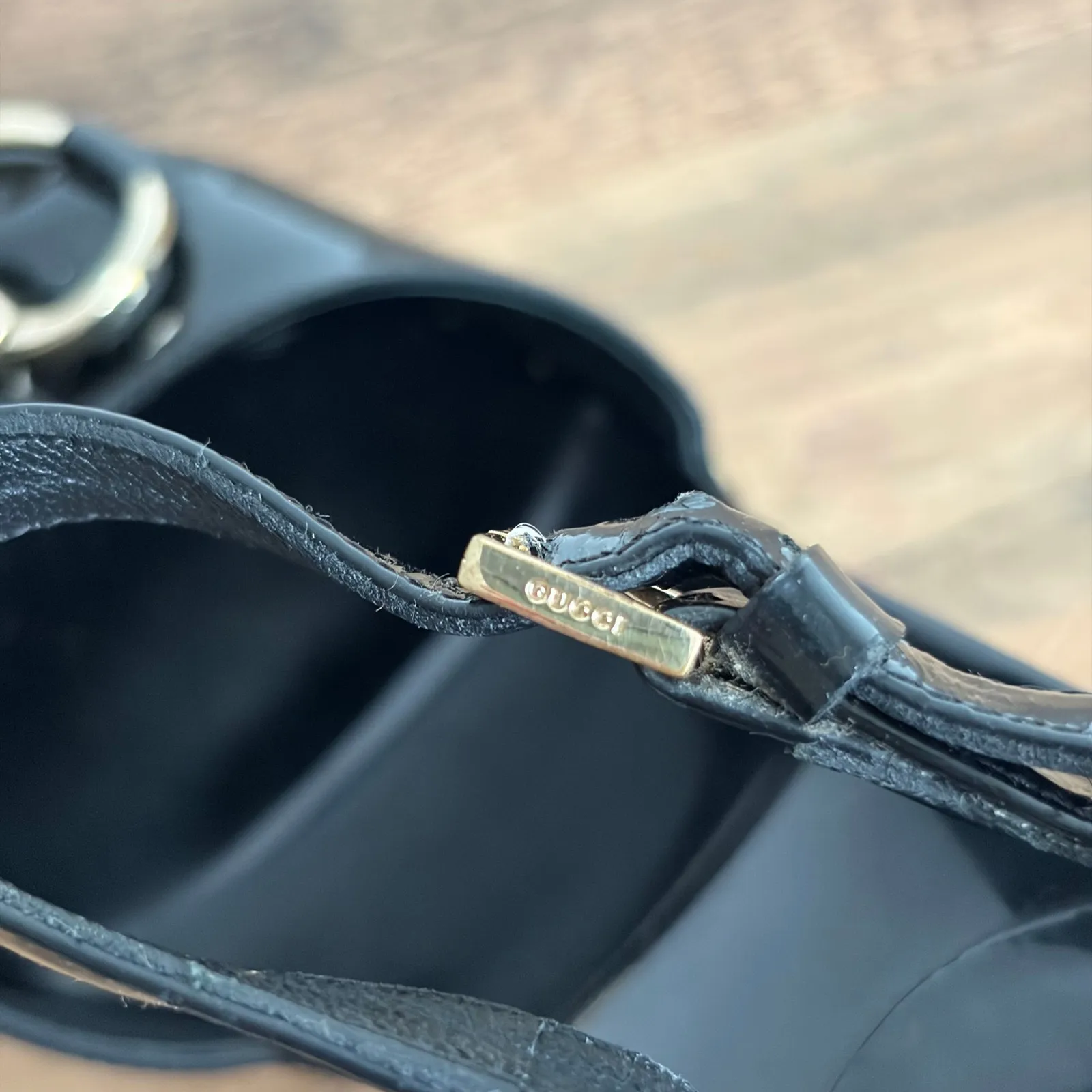 GUCCI Sand Pelle Sz 8 Black Patent Leather Horsebit Heels Sandals COA‎ BOX Auth - Image 8