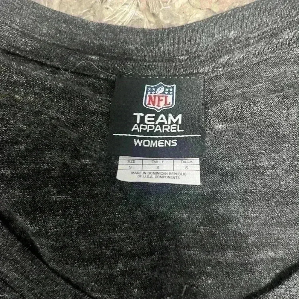 NFL Apparel Pittsburgh Steelers Women’s TShirt | Gray Shirt | Size Small - Image 2