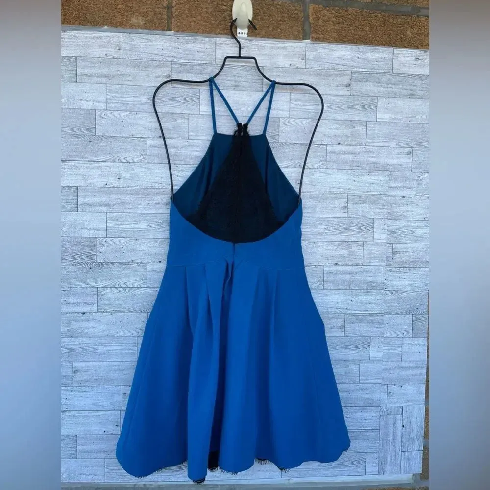 Lovers + Friends cocktail dress with contrasting scalloped lace at back and hem - Image 7