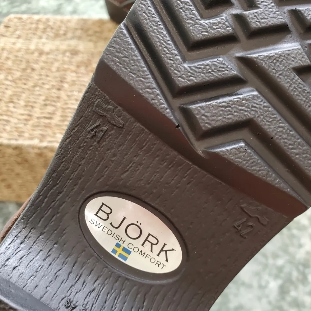 Björk Swedish Comfort Brown Leather Clogs Size 10 - Image 4