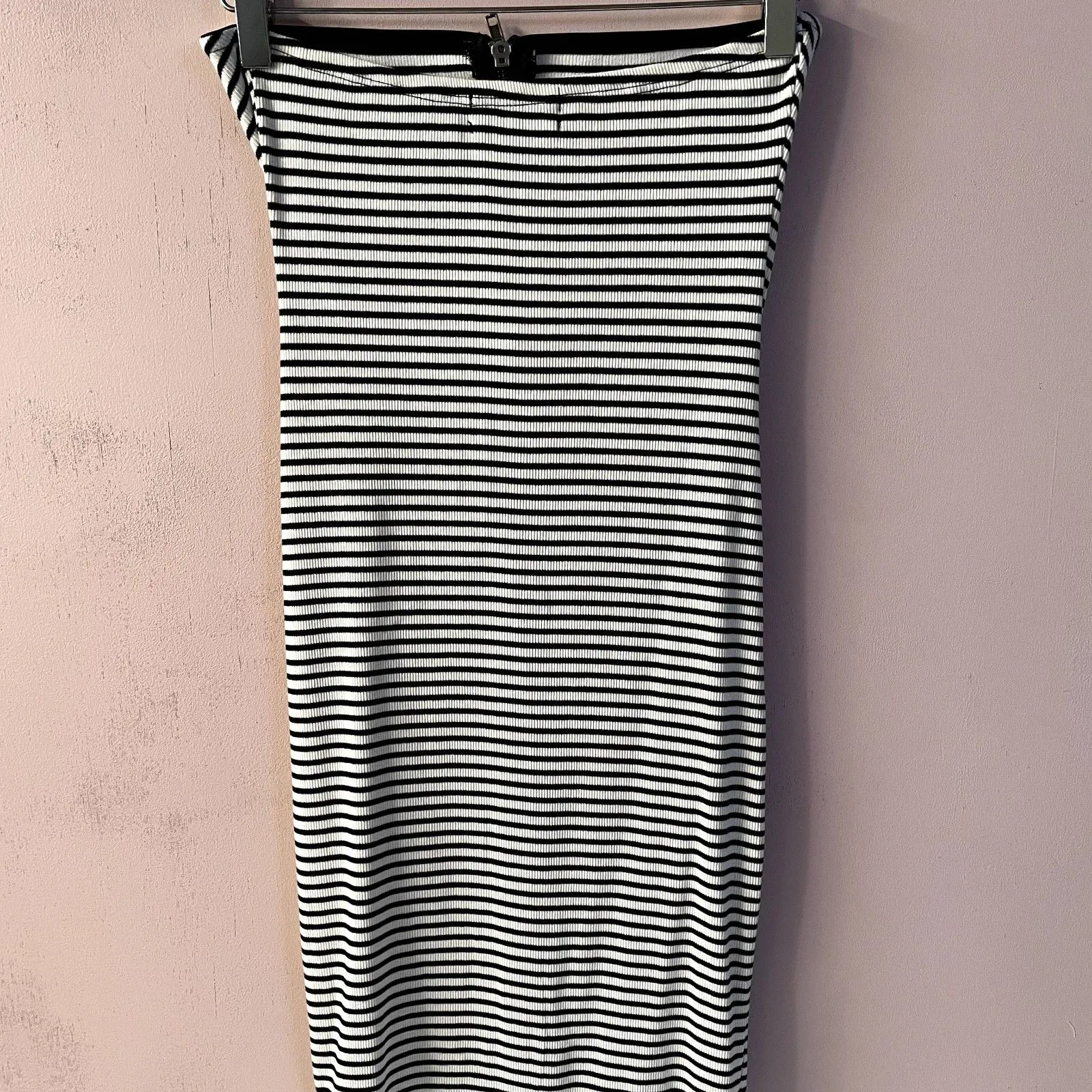 Urban Outfitters Cream/Black Striped Zip-Front Strapless BodyCon Dress Sz S NWT - Image 9
