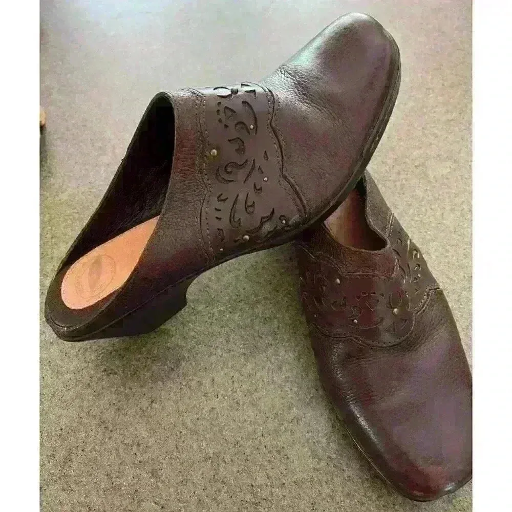 Leather clogs - Image 2