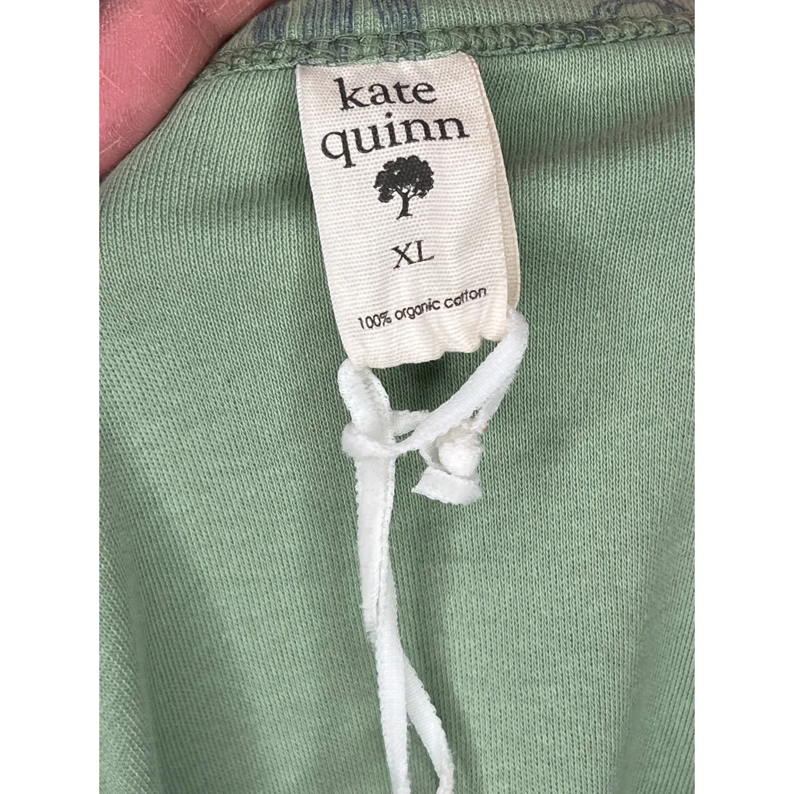 Kate Quinn "Desert Landscape" sage green organic cotton short sleeve top Size XL - Image 5