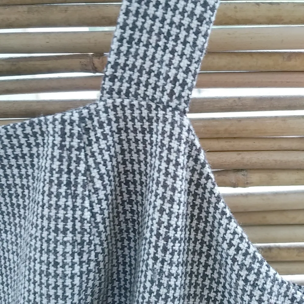 Vertigo Paris 10 Taupe Houndstooth Tweed Belted Jumper Dress - Image 9