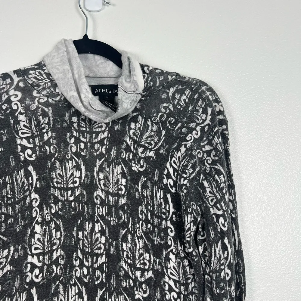 Athleta‎ Cowl Neck Ombre Long Sleeve Shirt Sz M - Image 2